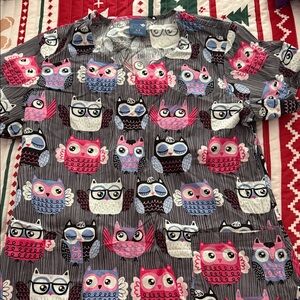 Colorful Owl Print Women's scrub Top